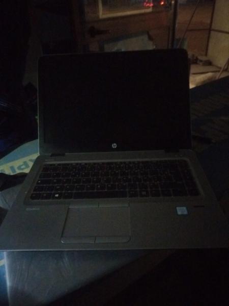 ORDINATEUR HP ELITEBOOK840 G3 CORE I5 128GB SSD+500GB HDD/8RAM CORE I5